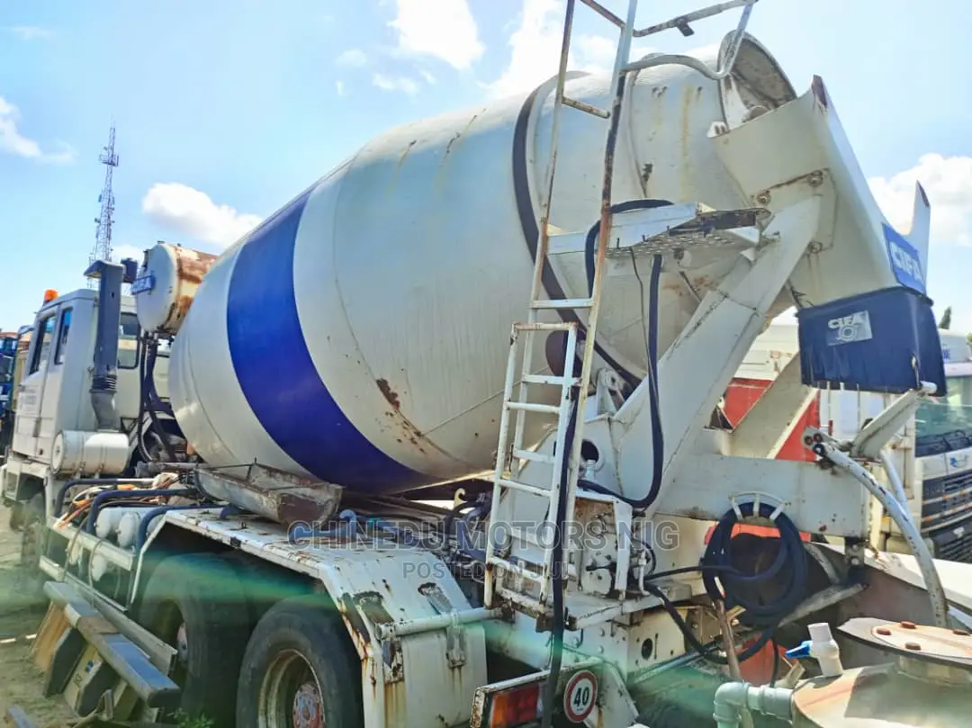 🚚 Astra Truck Heavy-Duty Concrete Mixer | Available in Lagos - Reliable & Tough