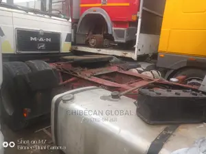 🚛 Iveco EUROSTAR Truck Head for Sale | Spacious Cabin in Apapa - Excellent Condition - Image 5