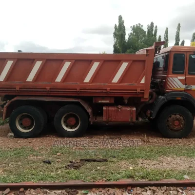 🚛 Iveco Durable Tipping Truck | Available in Lagos - Reliable for Heavy Hauling