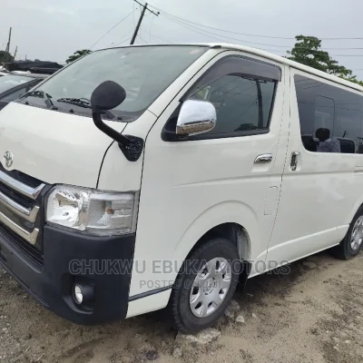 🚐 2012 Toyota HiAce Versatile Van | Available in Apapa - Well-Maintained & Fuel Efficient