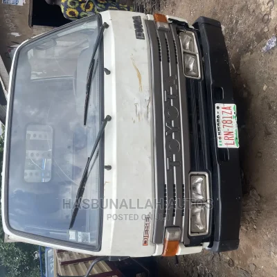 🚚 1998 Toyota Dyna 150 Compact Delivery Truck | Available in Lagos - Well-Maintained & Efficient