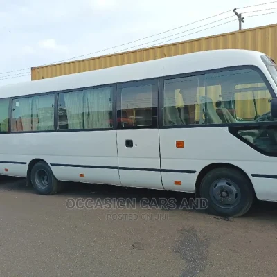 🚐 Reliable 2014 Toyota Coaster | Available in Lagos Apapa - Low Mileage Family Van