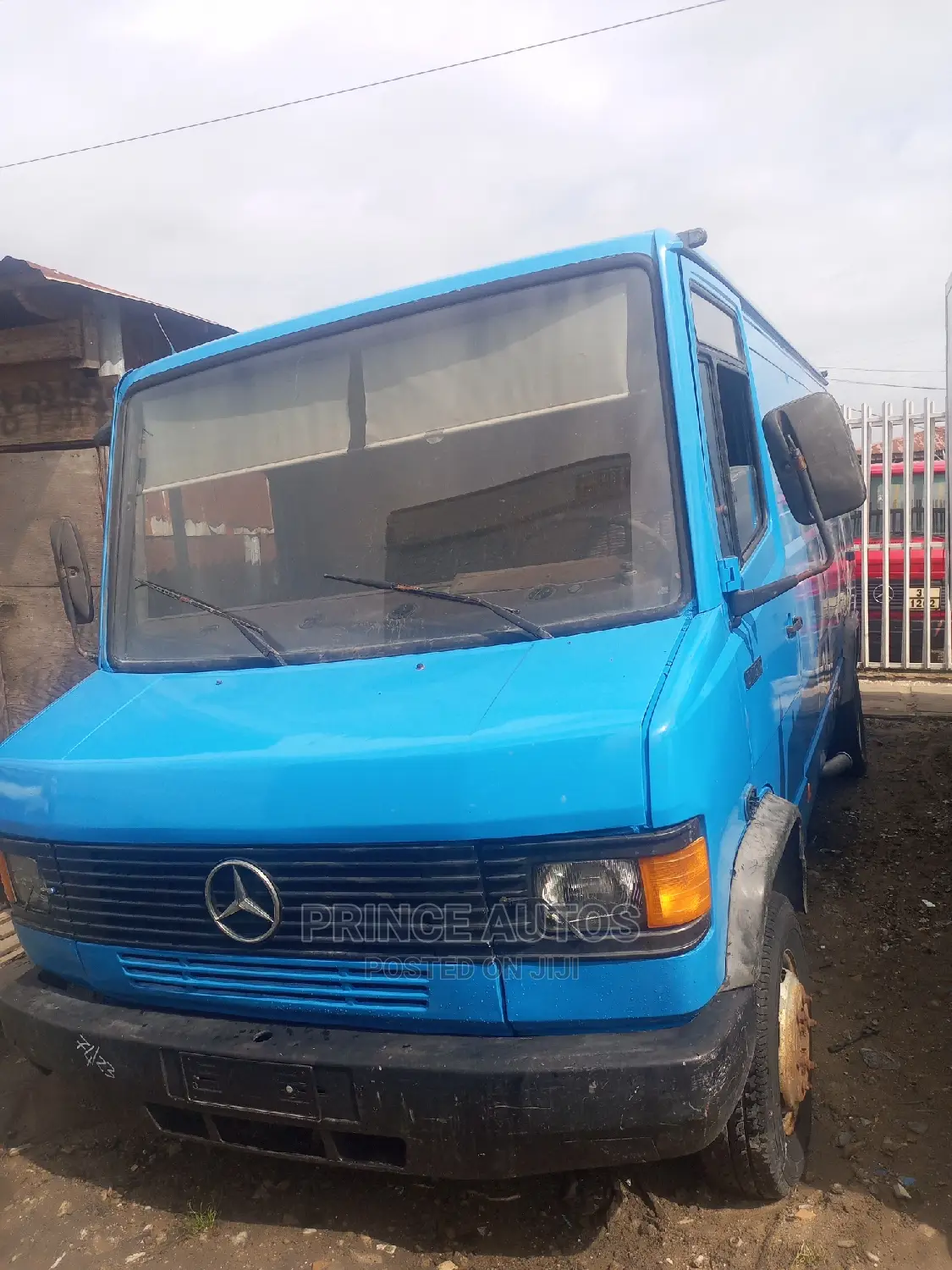 🚍 2023 Mercedes Benz Bus 609D | Spacious & Wheelchair Accessible in Amuwo-Odofin