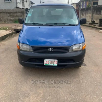 🚐 Toyota HiAce Family Van | Available in Lagos - Low Mileage & Spacious