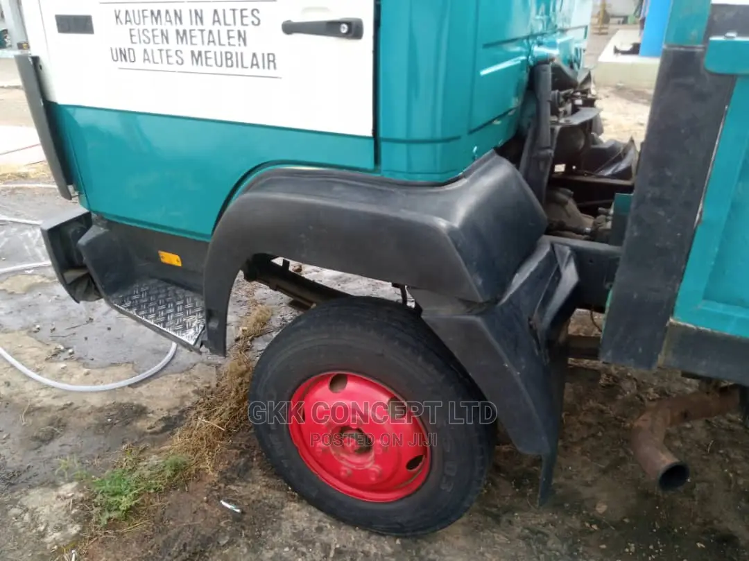 🚚 Ford F-150 Reliable Truck | Available in Lagos - Low Mileage, New Tires