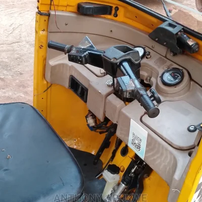 🚲 2020 Bajaj RE Tricycle for Sale in Lagos - Low Mileage & Reliable