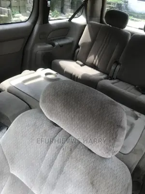 🚐 2000 Toyota Sienna LE Family Minivan | Low Mileage in Warri - Spacious & Reliable - Image 5