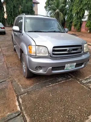 🚙 2002 Toyota Sequoia Family SUV | Available in Lagos - Spacious & Well-Maintained - Image 3
