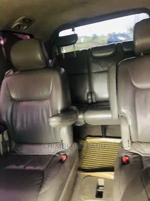 ๐ 2005 Toyota Sienna XLE | Spacious Family Van in Awka - Low Mileage & Well-Maintained - Image 5