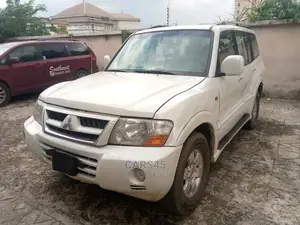 🚙 2007 Mitsubishi Pajero Family SUV | Low Mileage in Lagos - Reliable & Spacious