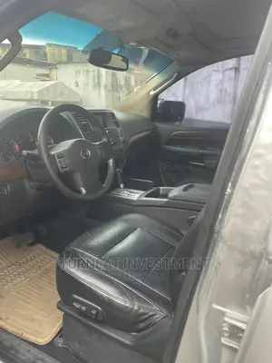 🚙 2008 Nissan Armada Spacious SUV | Available in Surulere - Family-Friendly Features - Image 4