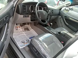 🚙 2008 Toyota 4Runner Sport Edition | Spacious Family SUV in Lagos - Well-Maintained & Low Mileage - Image 5