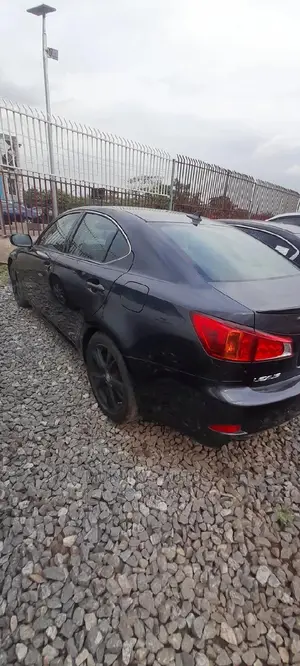 🚗 Lexus Reliable Sedan for Sale | Test Drive in Ikeja - Low Mileage, Great Features - Image 3
