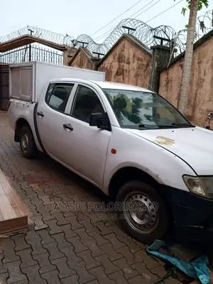 🚚 Mitsubishi L200 Reliable Pickup Truck | Available in Ifako-Ijaiye - Great for Towing - Image 3