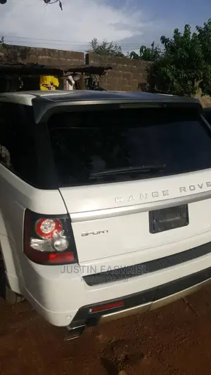 🚙 2013 Land Rover Range Rover | Available in Ogba - Supercharged V8, Low Mileage - Image 6