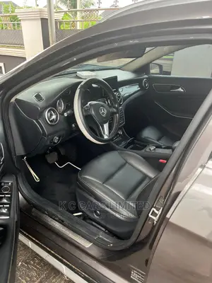 ๐ Mercedes-Benz Stylish GLA 250 | Available in Benin City - Low Mileage, Great Condition - Image 4