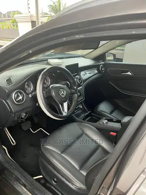 ๐ Mercedes-Benz Stylish GLA 250 | Available in Benin City - Low Mileage, Great Condition - Image 3