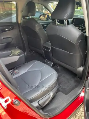 🚙 2020 Toyota Highlander Family SUV | Available in Lagos - Spacious & Reliable - Image 5