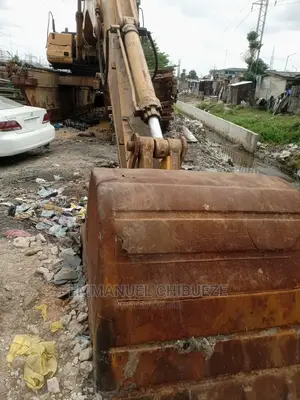 🚙 Caterpillar Family-Friendly Swamp Buggy | Available in Lagos - Low Mileage & Customizable - Image 3