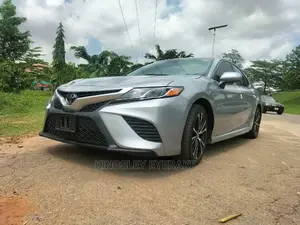 🚗 2019 Toyota Camry SE | Available in Lagos - Low Mileage & Well-Maintained - Image 4