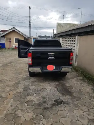 🚙 2020 Ford Ranger Reliable 4x4 Truck | Available in Lagos - Low Mileage, Great Features - Image 4