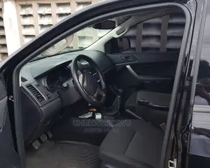 🚙 2020 Ford Ranger Reliable 4x4 Truck | Available in Lagos - Low Mileage, Great Features - Image 3
