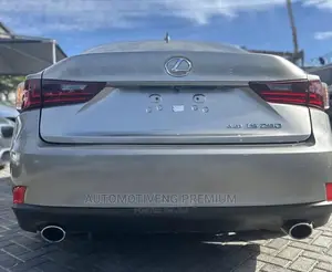 🚗 2014 Lexus IS 250 Luxury Sedan | Available in Lekki - Low Mileage, Great Features - Image 5