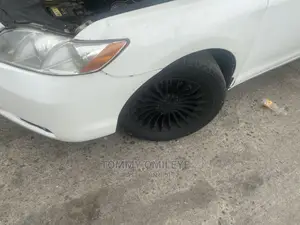 🚗 2008 Toyota Camry XLE | Available in Lagos - Low Mileage & Well-Maintained - Image 4