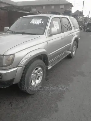 🚙 Reliable 2001 Toyota 4Runner | Available in Lagos - Low Mileage & Well-Maintained