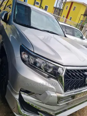 🚙 2015 Toyota Land Cruiser Prado | Family-Friendly SUV in Lagos - Low Mileage & Well-Maintained - Image 4