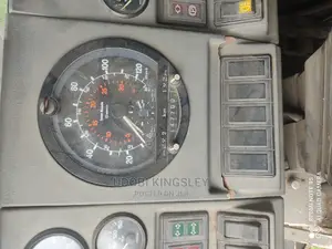 🚧 1997 Grove GMK 3050 Crane for Sale in Lagos - Excellent Condition & Low Hours - Image 4