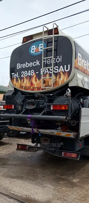 🚛 MAN Durable Crane Truck for Sale in Lagos - High Capacity & Well-Maintained - Image 3