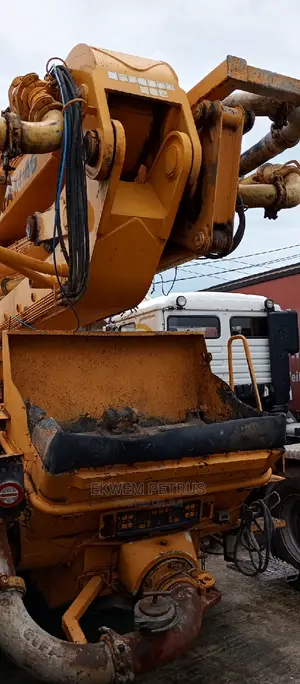 🚚 MAN 8x4 Concrete Pump Truck | Available in Lagos - Powerful & Well-Maintained - Image 4