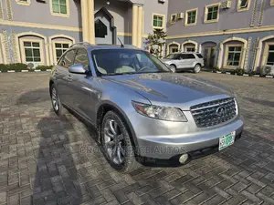 🚗 2006 Infiniti FX35 Reliable SUV | Available in Lagos - Low Mileage & Well-Maintained - Image 3