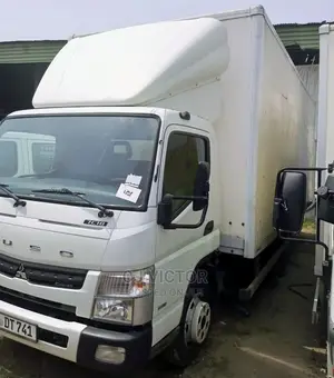 🚚 Mitsubishi Fuso 2013 Heavy-Duty Truck | Available in Lagos - Custom-Fitted & Reliable - Image 4