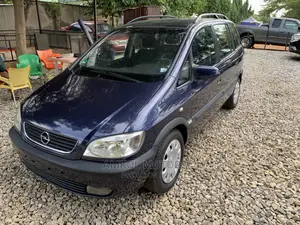 🚗 2008 Opel Zafira Family Car | Available in Gwarinpa - Spacious & Reliable - Image 3