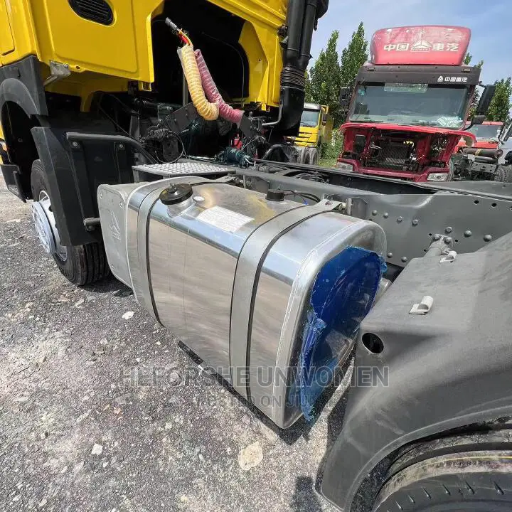🚛 Sinotruk HOWO Dependable Truck Head | Available in Lagos - Low Mileage & Well-Maintained