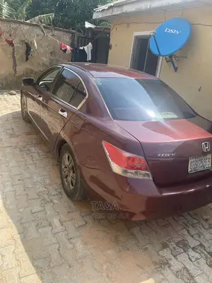 🚗 2008 Honda Accord Reliable Sedan | Available in Abuja - Spacious & Fuel-Efficient - Image 3