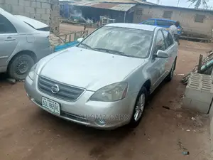 🚗 Reliable 2004 Nissan Altima | Available in Lagos Ejigbo - Well-Maintained & Affordable - Image 4