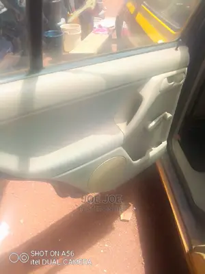 🚗 2000 Volkswagen Golf Compact Car | Available in Lagos - Smooth Handling & Great Mileage - Image 4