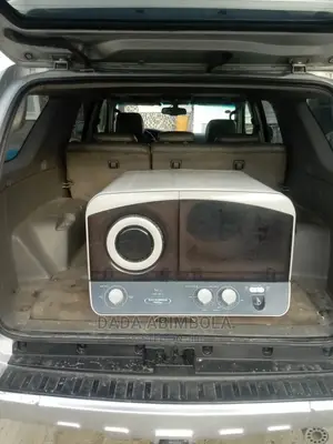 🚙 2005 Toyota 4Runner Limited V6 | Available in Lagos - Well-Maintained & Spacious - Image 5