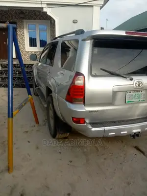 🚙 2005 Toyota 4Runner Limited V6 | Available in Lagos - Well-Maintained & Spacious - Image 4