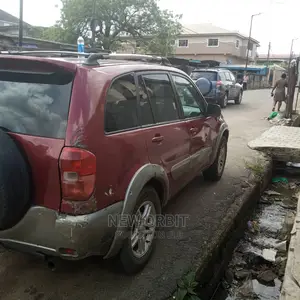 🚙 2004 Toyota RAV4 For Sale | Spacious SUV in Lagos - Reliable & Well-Maintained - Image 4