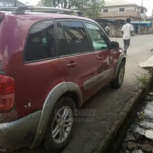 🚙 2004 Toyota RAV4 For Sale | Spacious SUV in Lagos - Reliable & Well-Maintained - Image 5