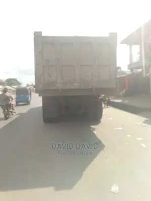 🚚 Howo Durable Truck for Sale | Available in Lagos - Low Mileage & Well-Maintained - Image 3