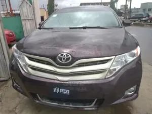🚙 2014 Toyota Venza Family SUV | Spacious & Reliable in Lagos - Low Mileage - Image 3