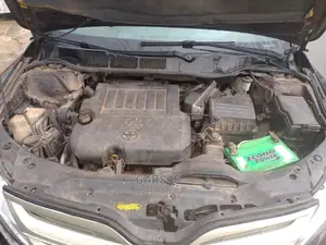 🚙 2014 Toyota Venza Family SUV | Spacious & Reliable in Lagos - Low Mileage - Image 5