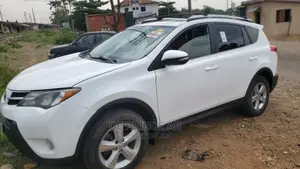 🚙 2013 Toyota 4Runner Spacious SUV | Available in Lagos - Low Mileage & Reliable - Image 4