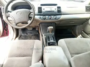 🚗 2006 Toyota Camry | Spacious Family Sedan in Amuwo-Odofin - Low Mileage & Reliable - Image 3