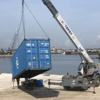 🚜 Reliable Forklift for Sale | Available in Lagos - Heavy Load Capacity & Well-Maintained
